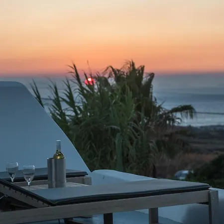 Astrea Suites:new Entry Amazing View Foinikia (Santorini)