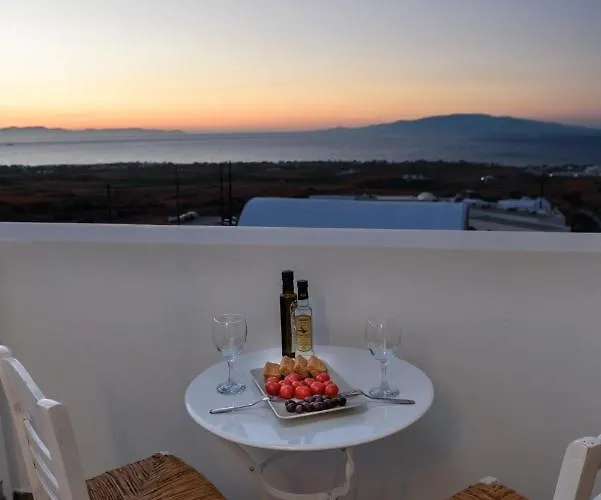 Astrea Amazing View Foinikia (Santorini)