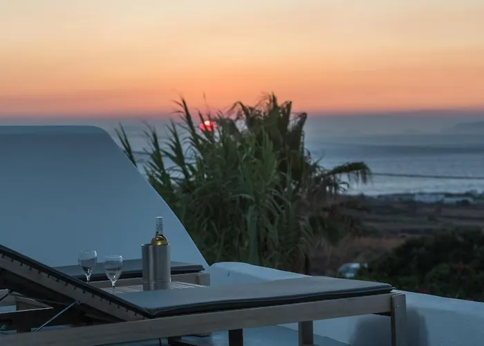 Astrea Amazing View Foinikia (Santorini)