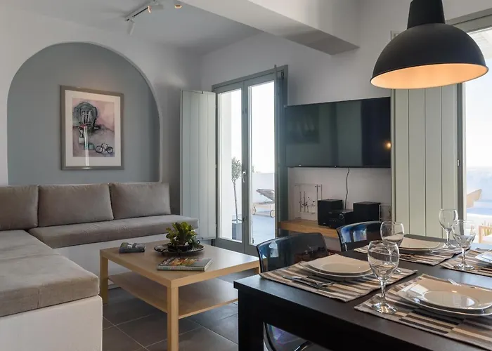 Astrea Amazing View Foinikiá